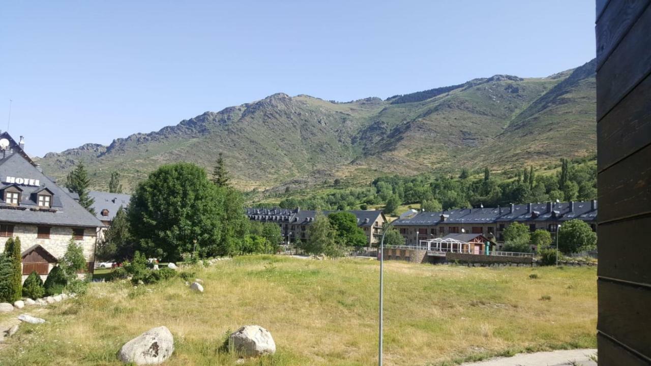 Apartamento L Auet Pla de l'Ermita Exterior foto